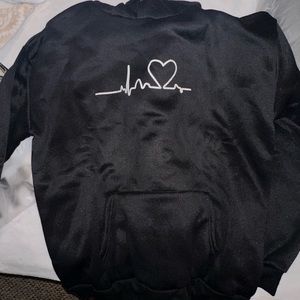 Heart print pocket drawstring hoodie